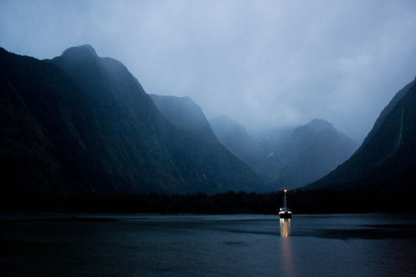 milford-sound1.jpg