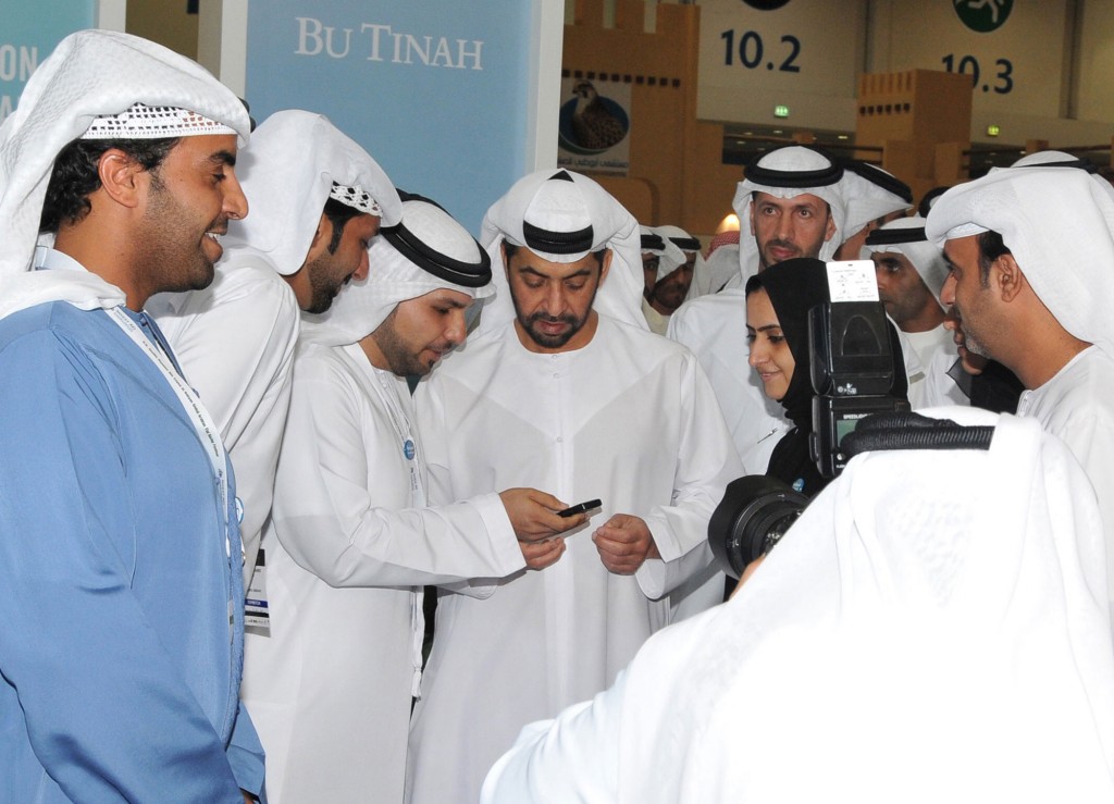 H.H-Sheikh-Hamdan-bin-Zayed-Al-Nahyan-Rulers-Rep-in-the-Western-Region-of-Abu-Dhabi-and-Chairman-of-EAD-voting-for-Bu-Tinah-via-SMS-at-ADIHEX-2011-1024x739.jpg